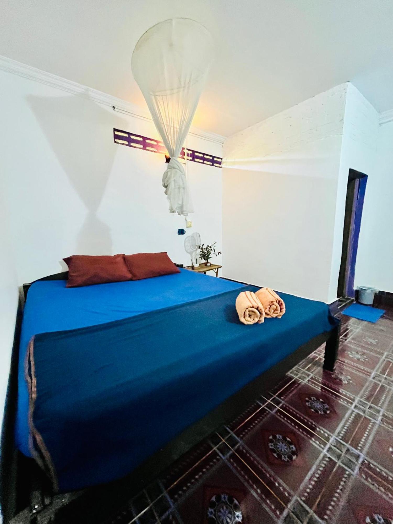Happiness Guesthouse Ко-Ронг-Самлоем Екстер'єр фото